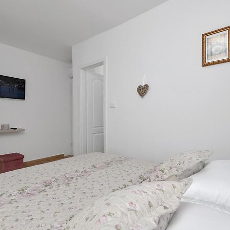 Ozici Holiday Home Danica מראה חיצוני תמונה