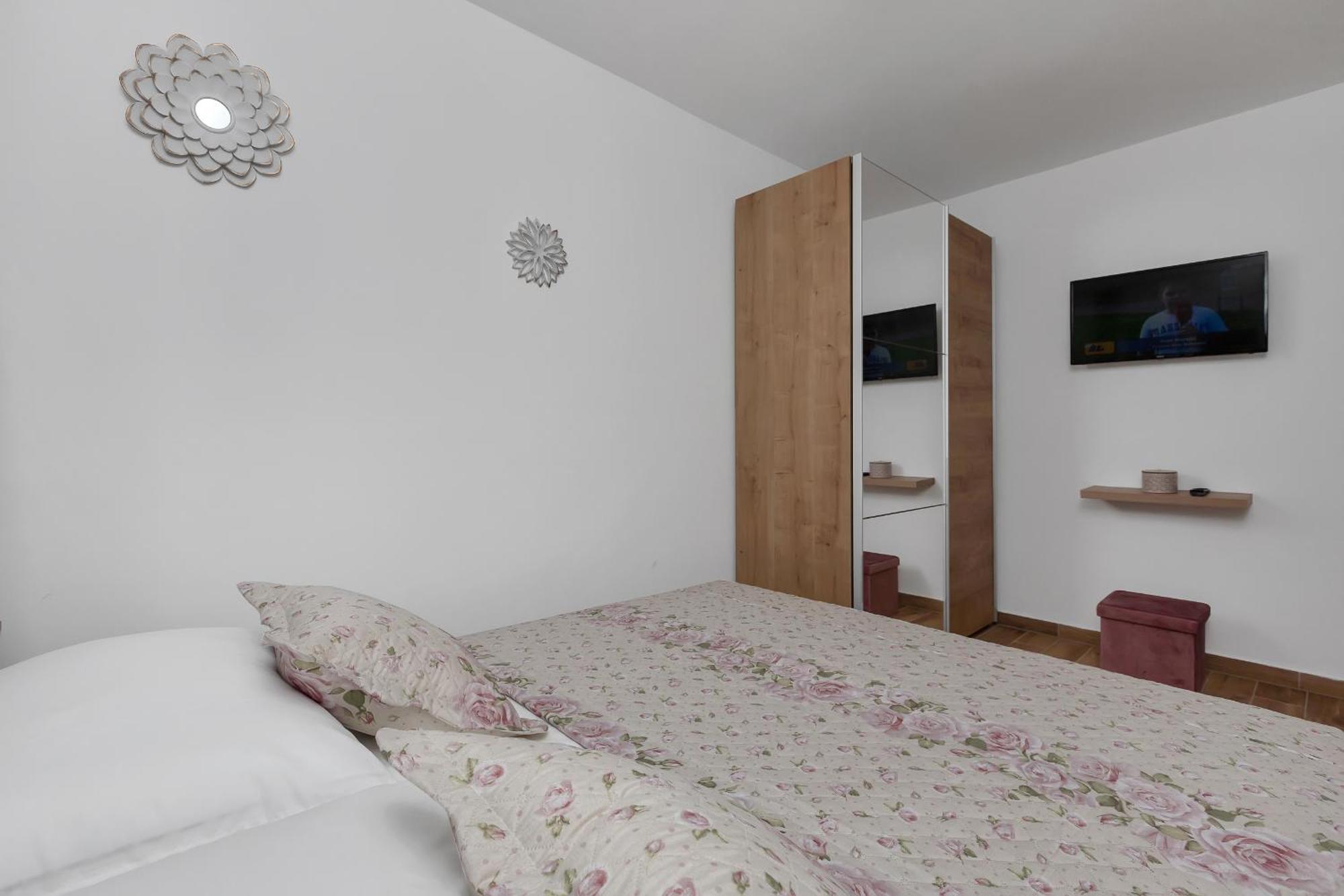 Ozici Holiday Home Danica מראה חיצוני תמונה